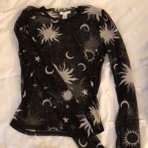 LIKE NEW Tilly’s Mesh Long Sleeve Top